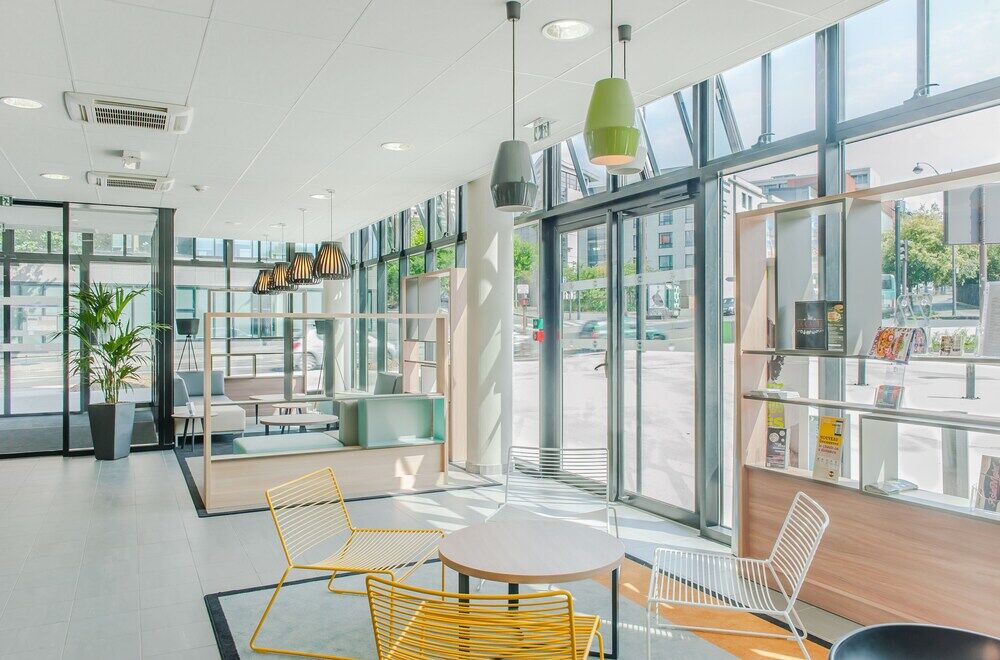 B&B Hotel Paris Porte Des Lilas Εξωτερικό φωτογραφία